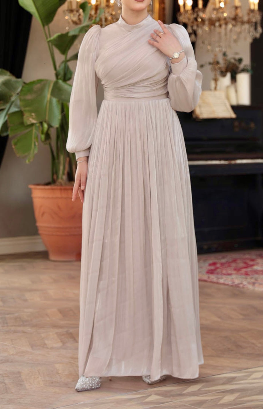 Creamy champagne gown