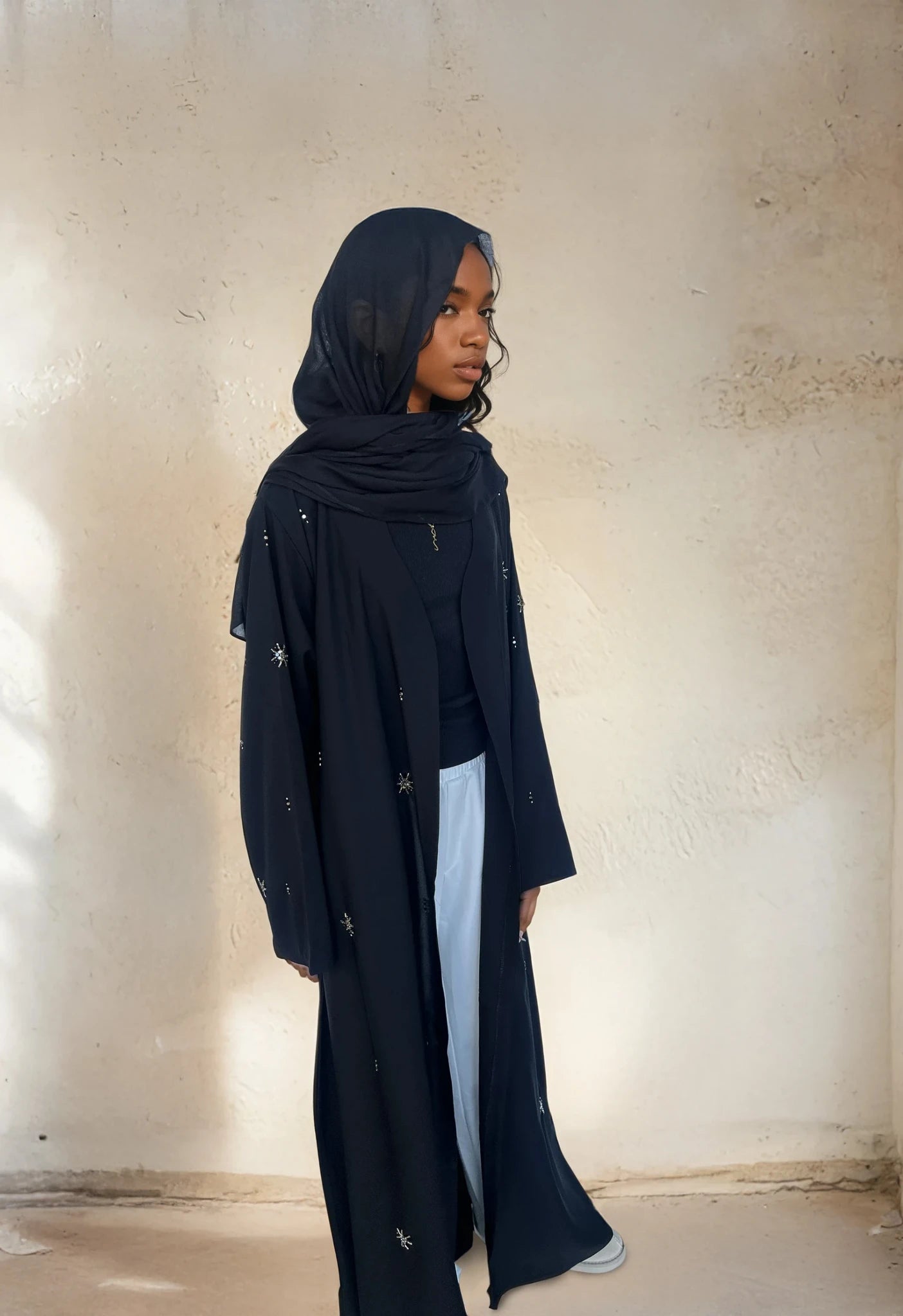 The Acia open Abaya