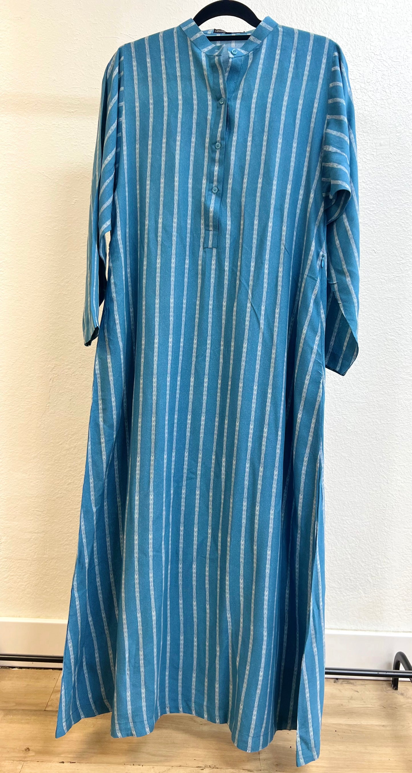 Breathable cotton abaya